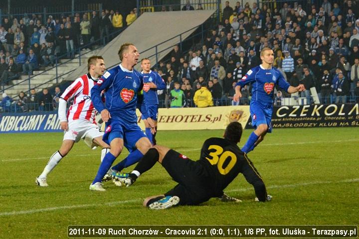 2011-11-09-pp-ruch-cracovia_u_0443