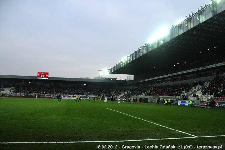 2012-02-18-cracovia-lechia_bl_002_1200_720