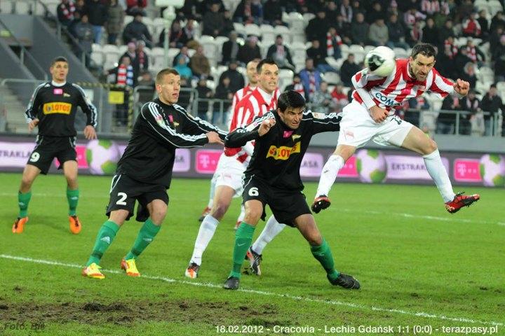 2012-02-18-cracovia-lechia_bl_014_1200_720