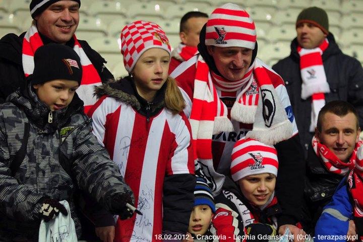 2012-02-18-cracovia-lechia_bl_758_1200_720