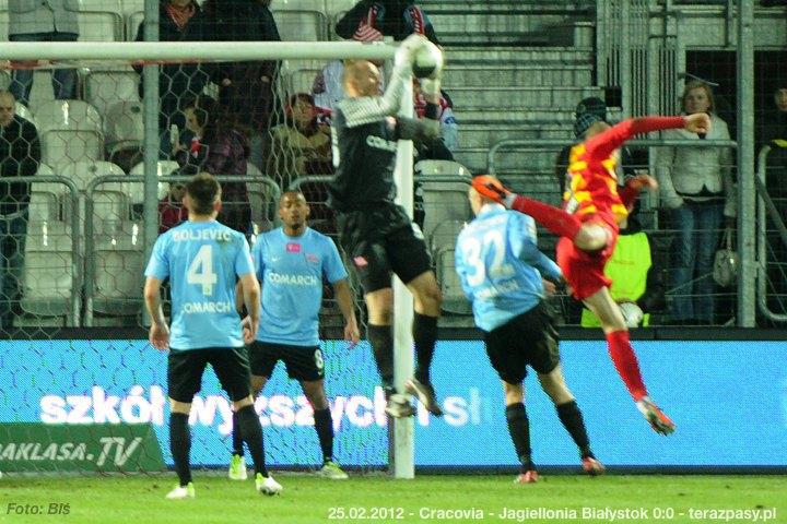 2012-02-25-cracovia-jagiellonia_bl_558_720