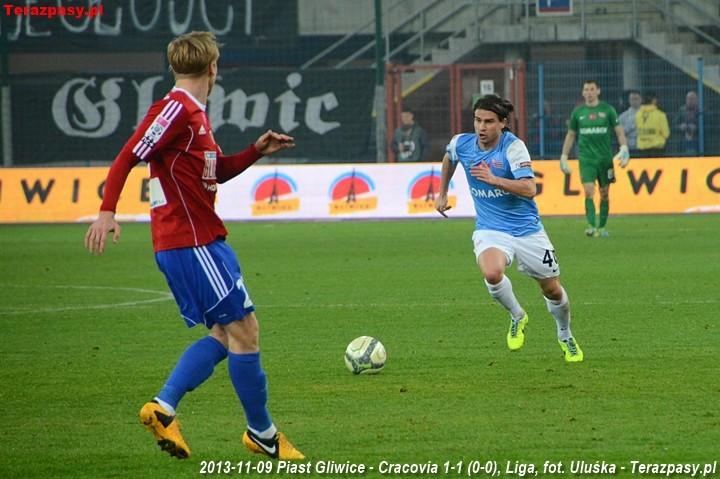 2013-11-09_Piast_Gliwice-Cracovia_8922_720