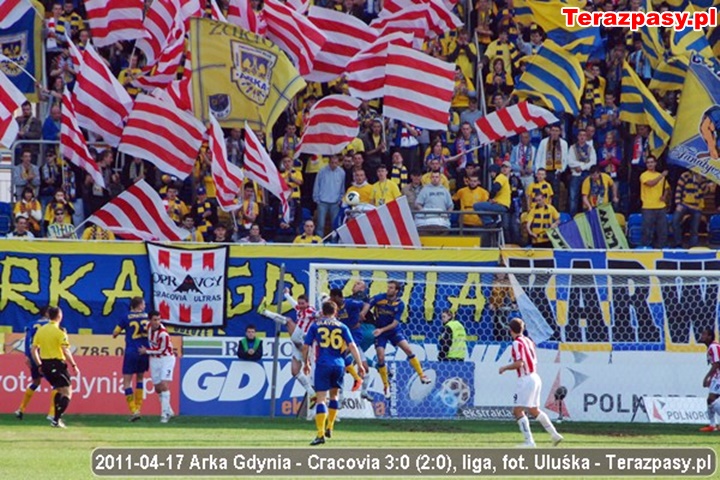 2011-04-17-oe-arka-cracovia-u_3933_600