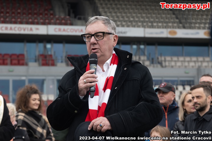 2023-04-07 Wielkanocne święcenie na stadionie Cracovii 13- Tytko